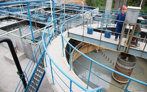 ���̰���